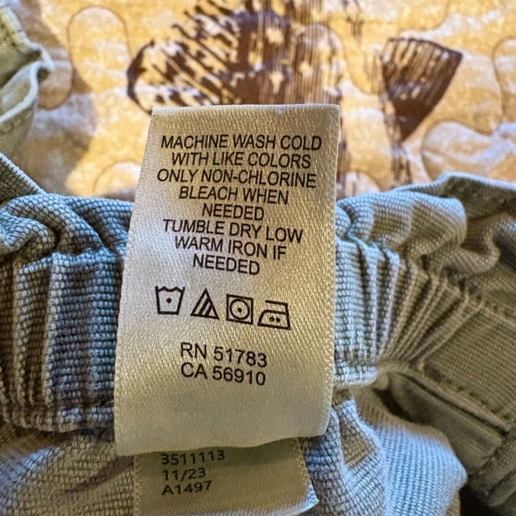 Maurice’s light khaki green cargo pants drawstring hem women’s size M - Picture 9 of 10